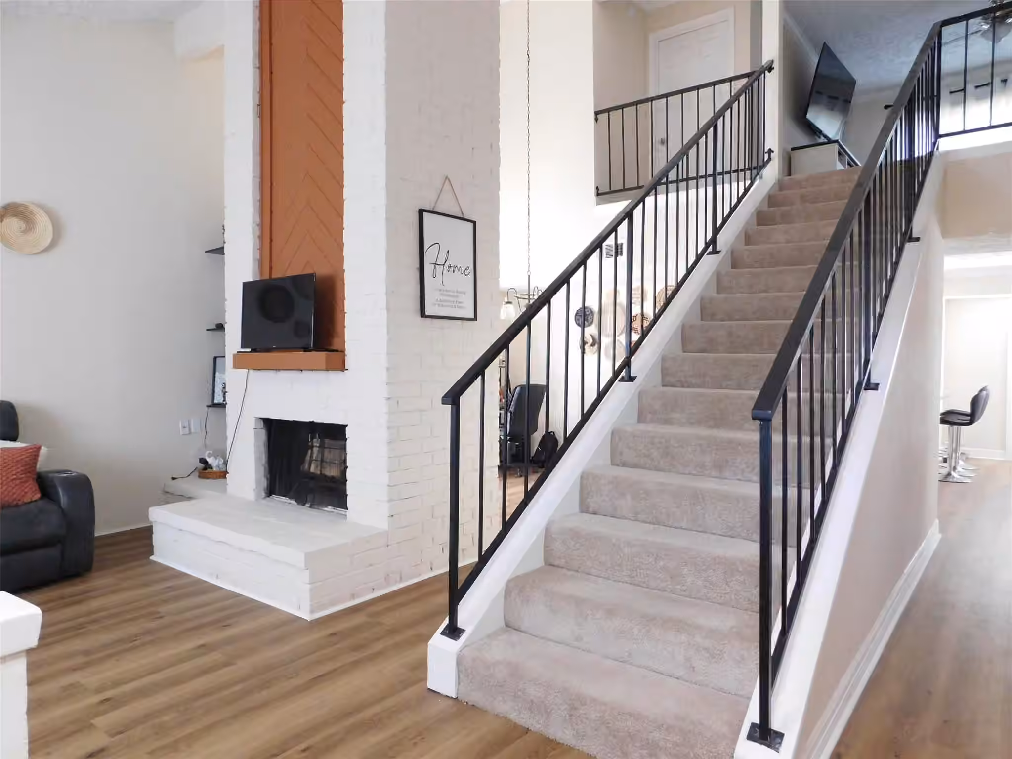 Photo 4 of 16518 Quail Briar Drive, Houston, TX
