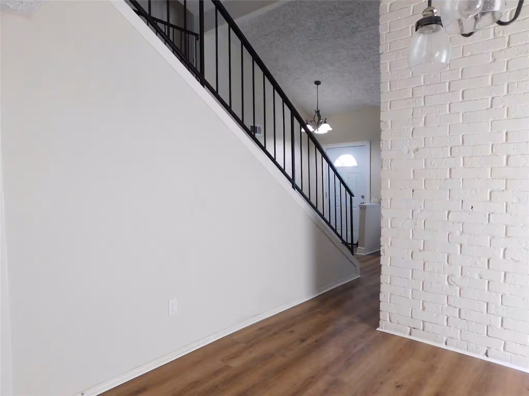 Photo 7 of 16518 Quail Briar Drive, Houston, TX