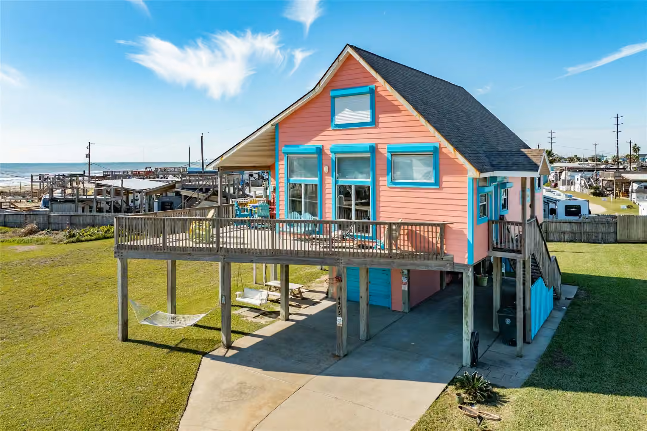 Photo of 4405 Antigua, Galveston, TX 77554