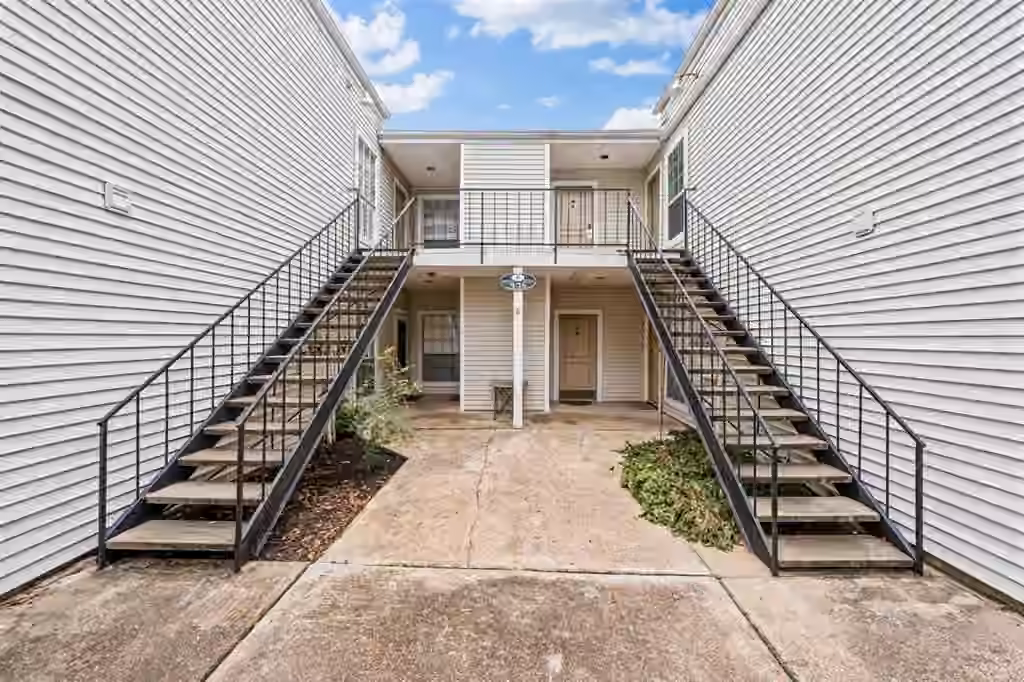 Photo of 9809 Richmond Avenue E14, Houston, TX 77042