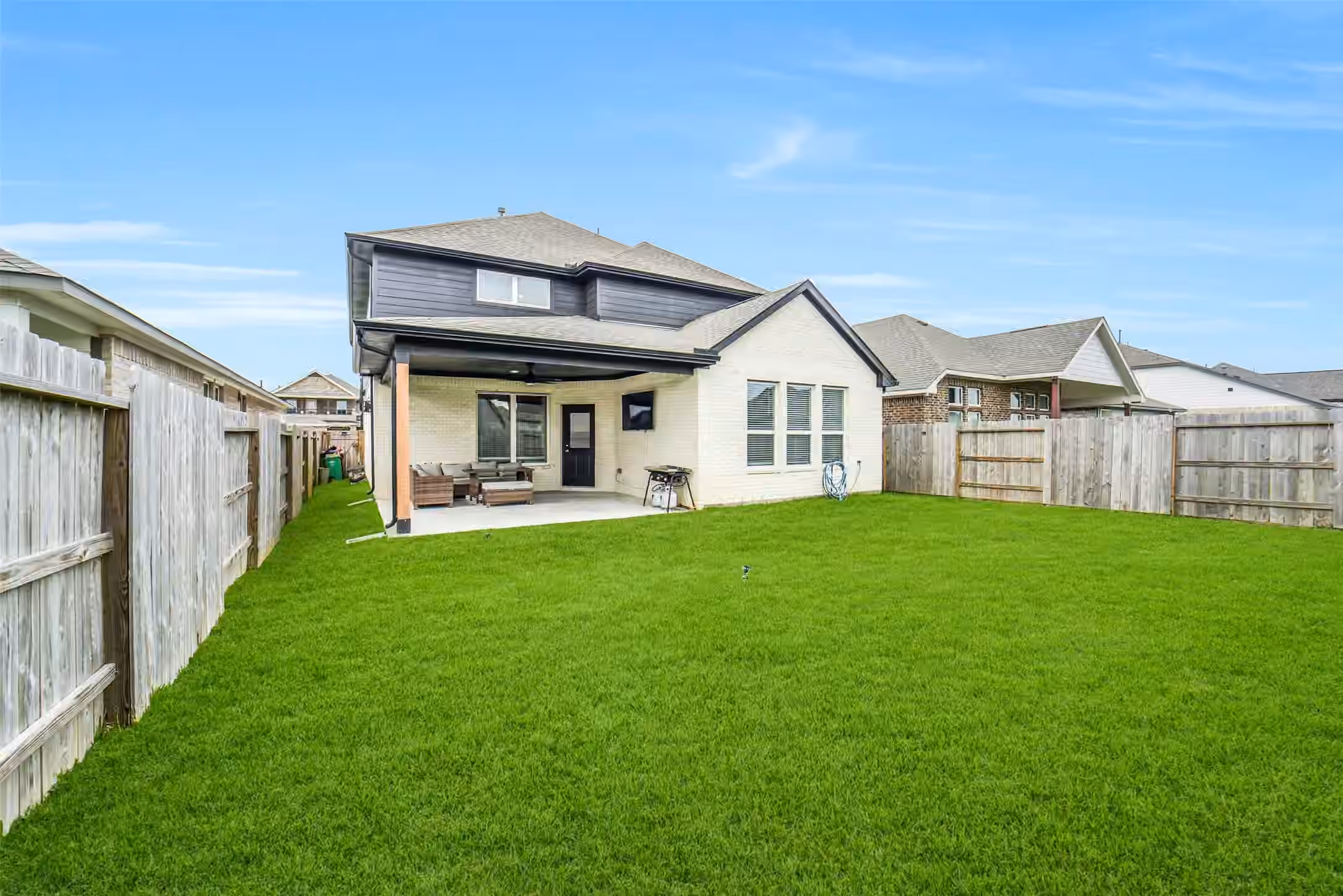 Photo 5 of 2460 Fairway Harbor Drive, Katy, TX