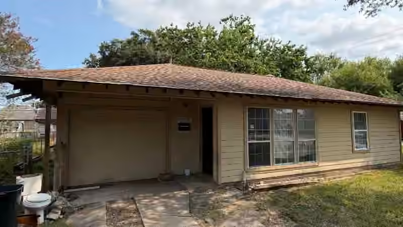 Photo 4 of 11213 Oswego Street, Houston, TX