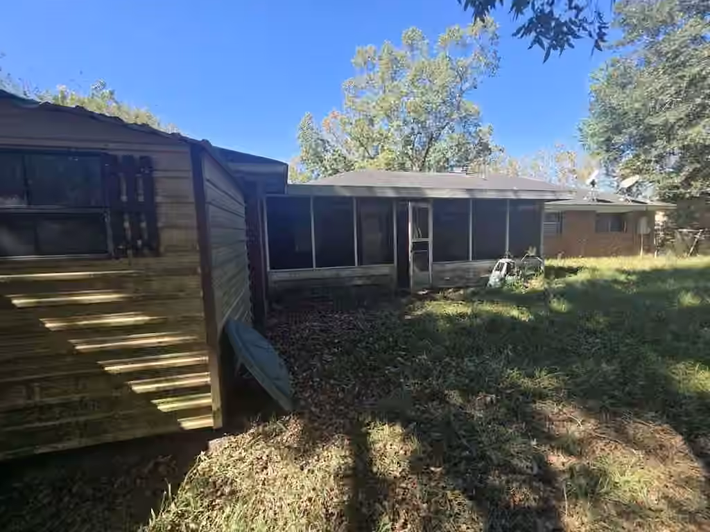 Photo 2 of 509 Bobcat Lane, Daisetta, TX