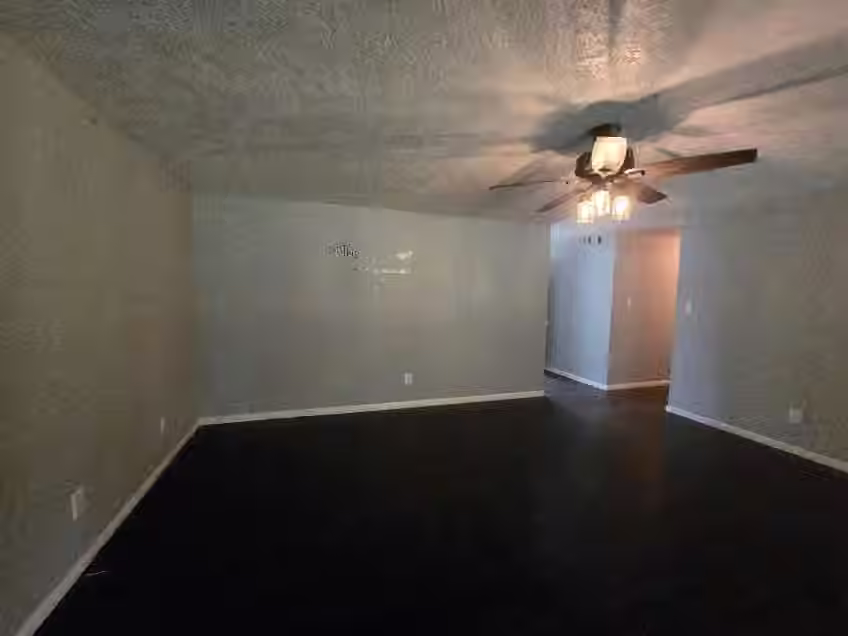 Photo 3 of 509 Bobcat Lane, Daisetta, TX