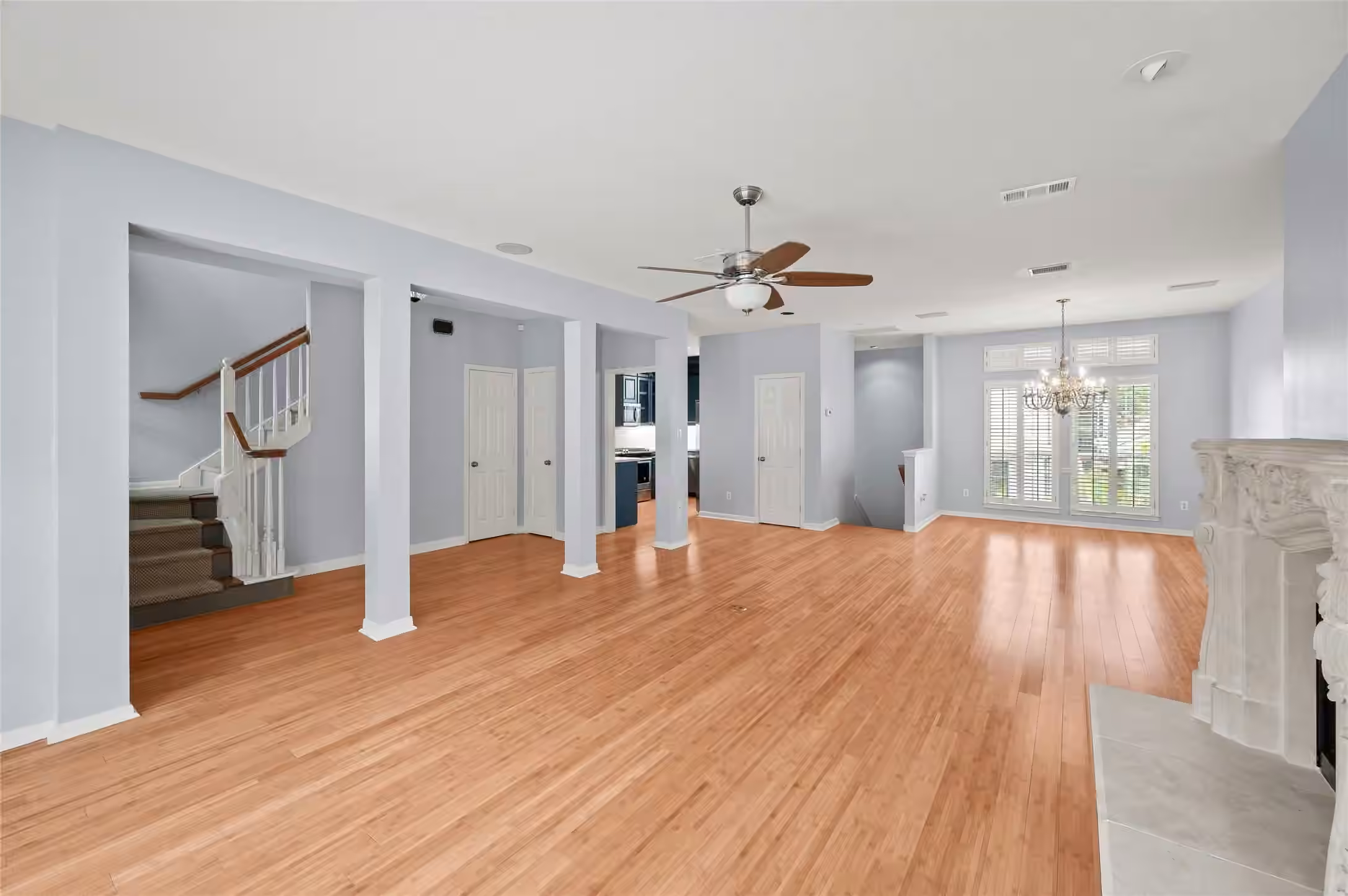 Photo 7 of 4431 Castle Court, Houston, TX