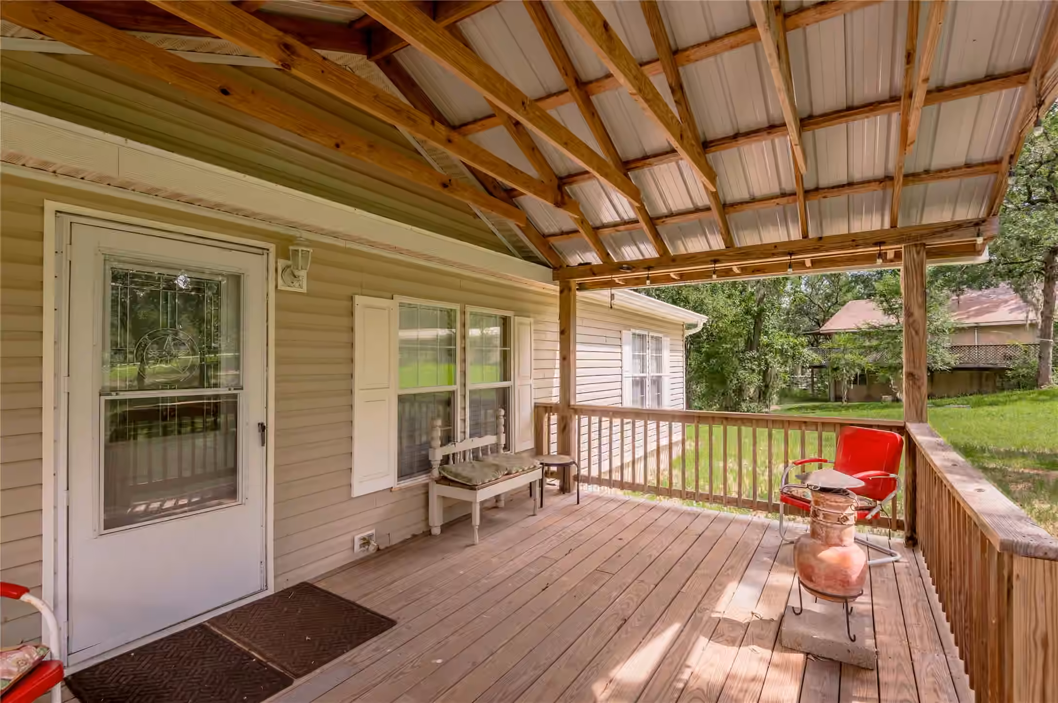 Photo 5 of 221 Chestnut Bend, Huntsville, TX