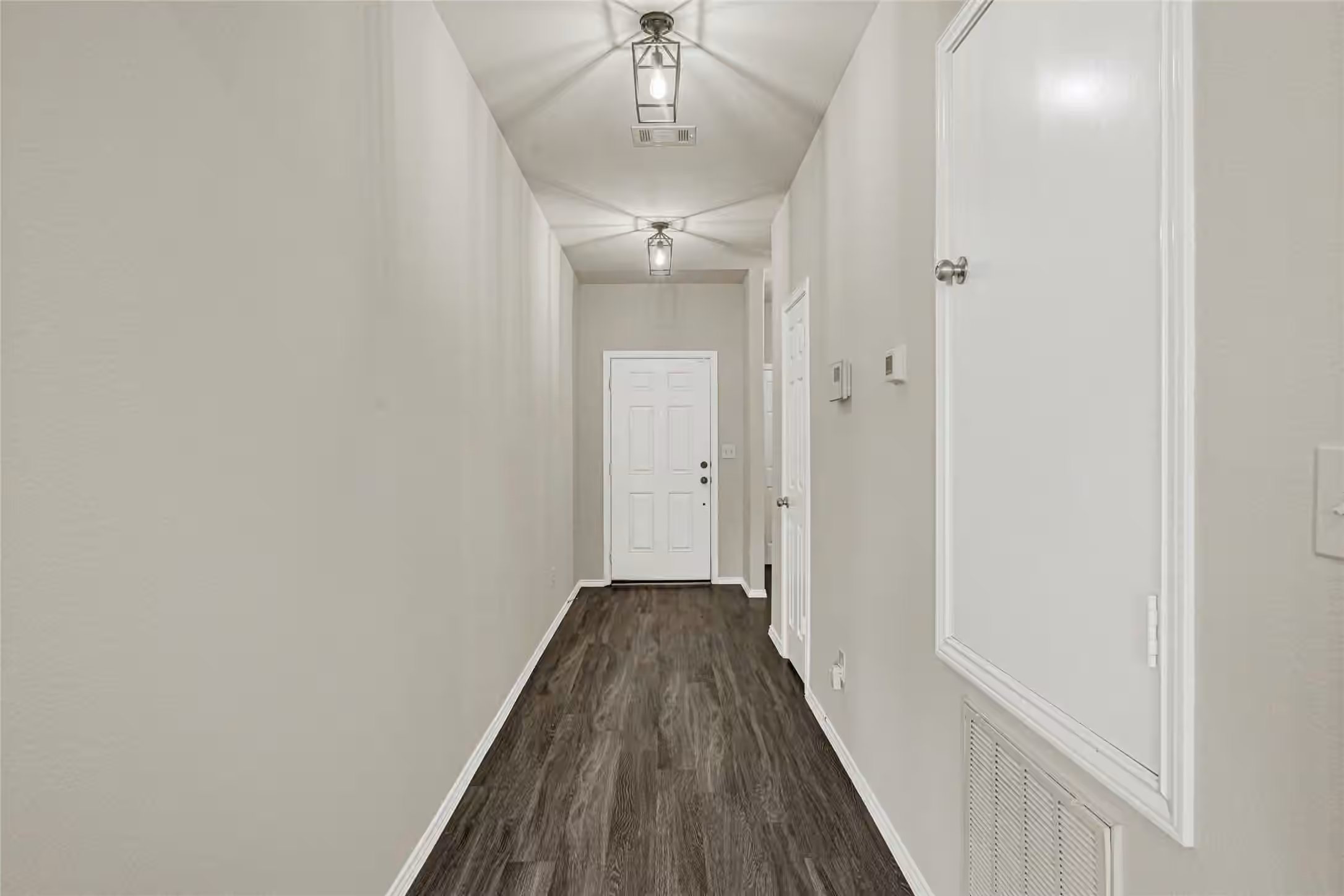 Photo 4 of 2210 Timberland Country Court, Conroe, TX