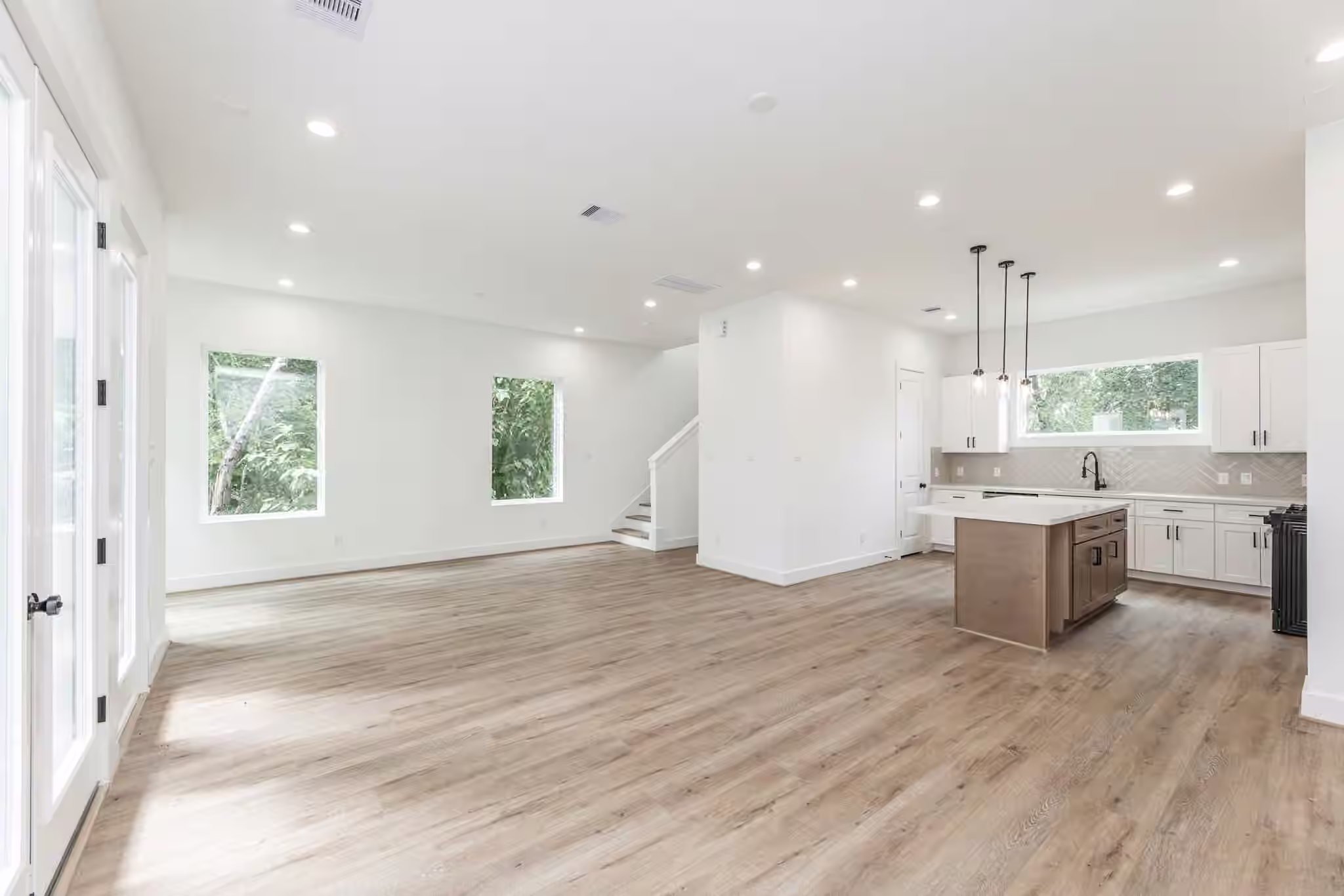 Photo 2 of 905 Quitman Street A, Houston, TX
