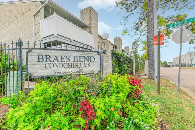 Photo of 8247 Creekbend Drive 8247, Houston, TX