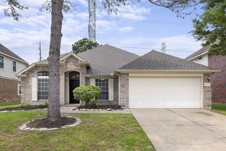 Photo of 10015 Elm Knoll Trail, Houston, TX 77064