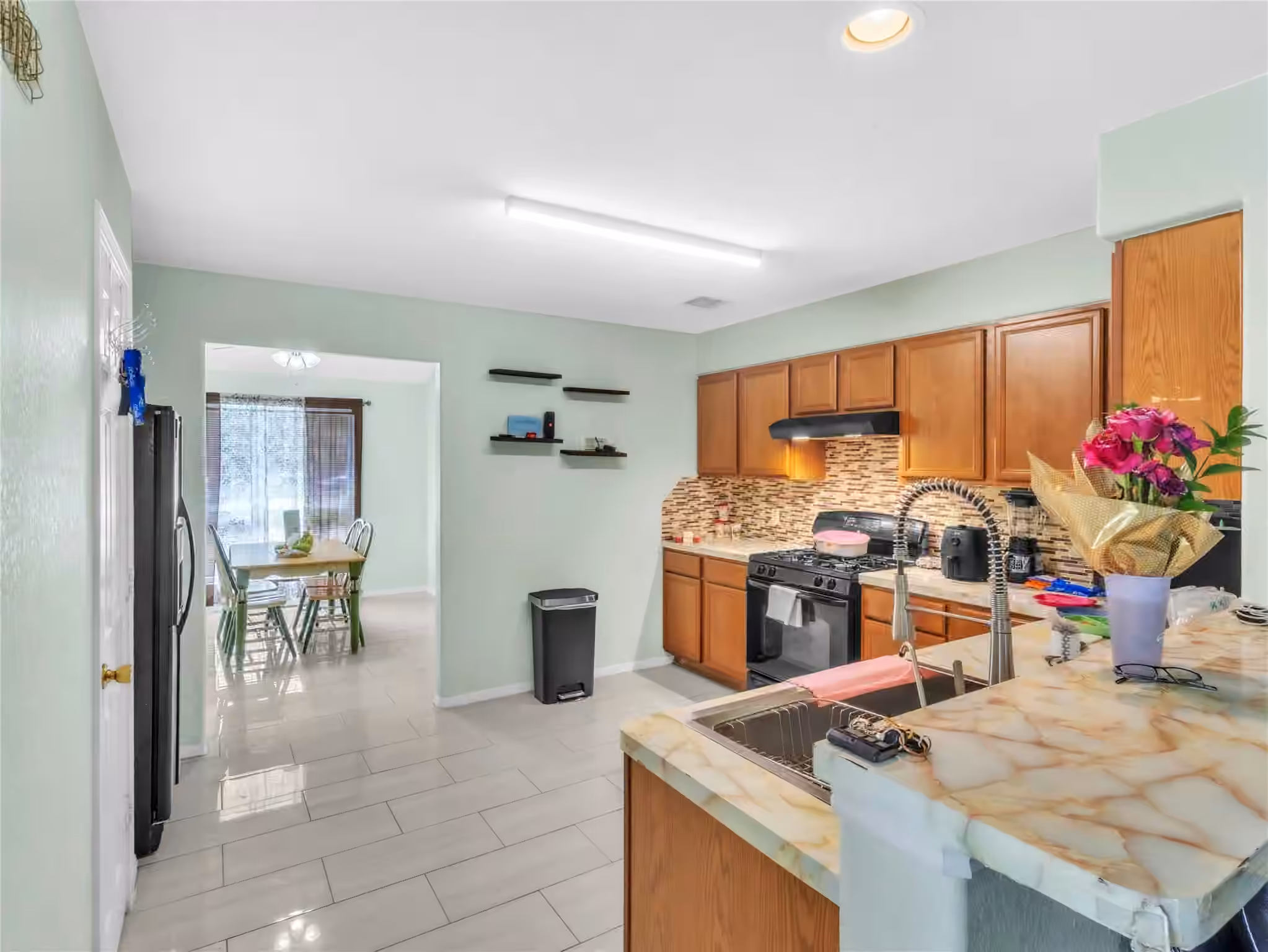 Photo 3 of 10515 Ince Lane, Houston, TX