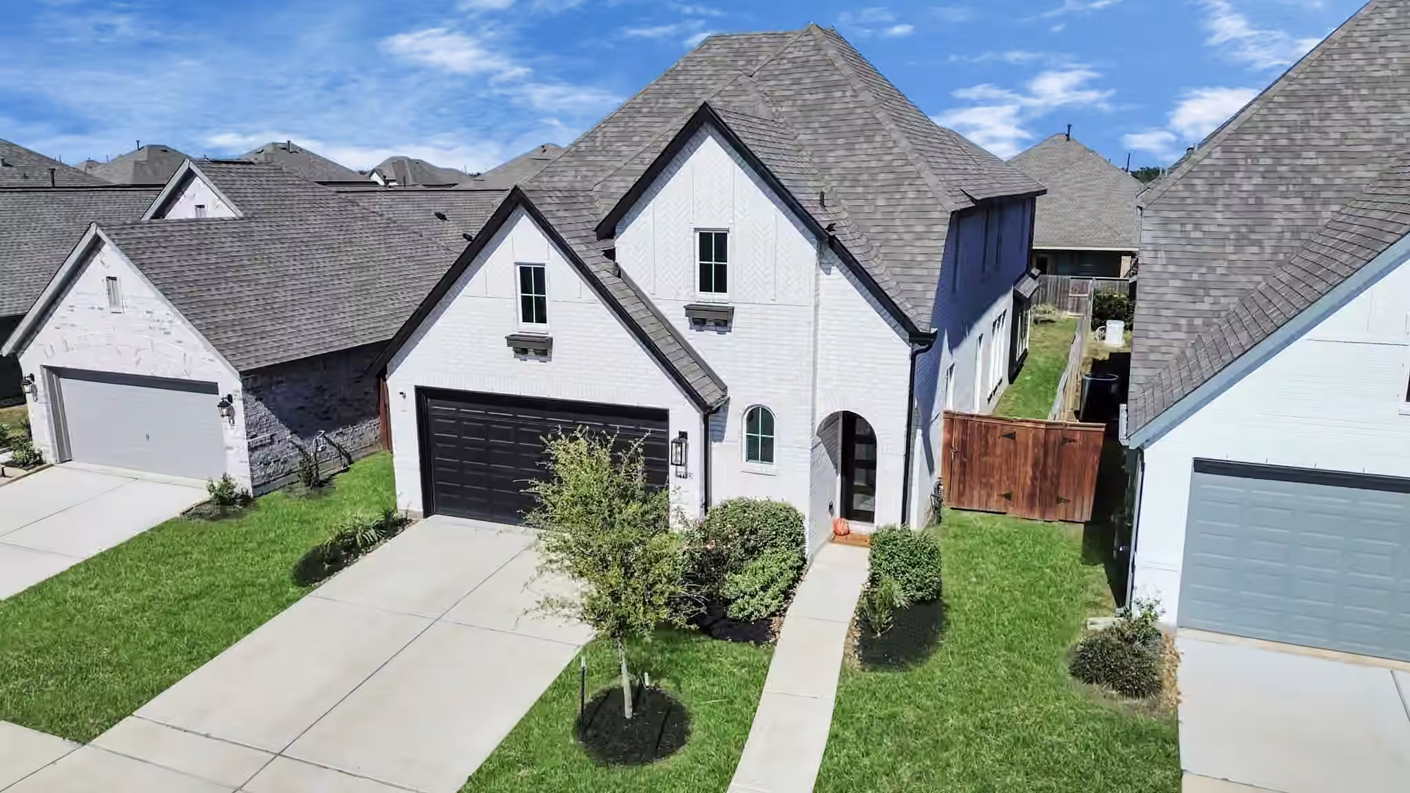 Photo 3 of 4135 Kinsey Street, Rosharon, TX