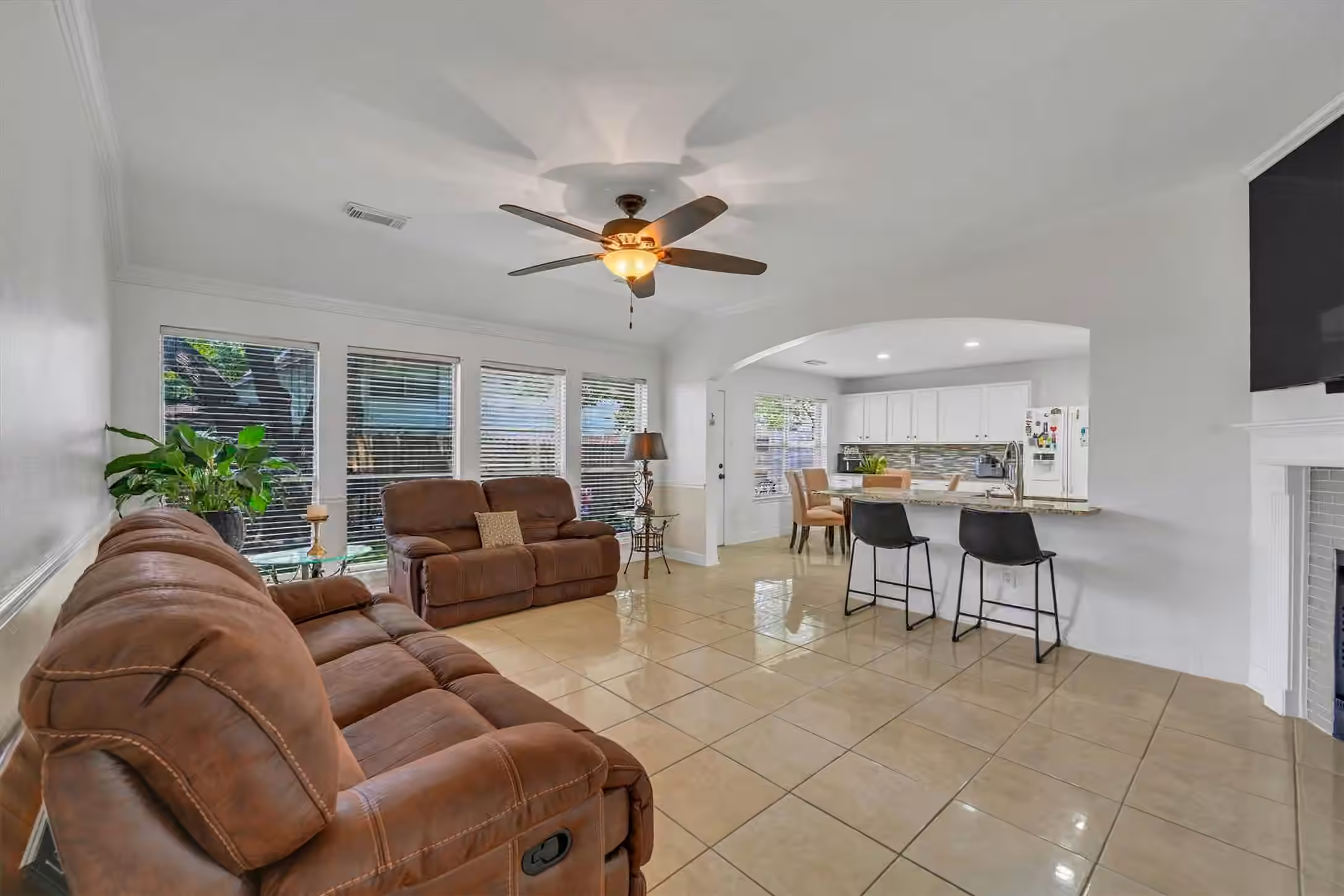 Photo 5 of 3034 Millers Oak Lane, Sugar Land, TX