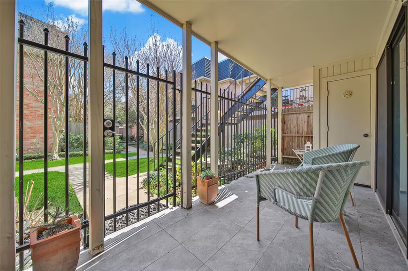 Photo 3 of 1601 S Shepherd Drive 170, Houston, TX