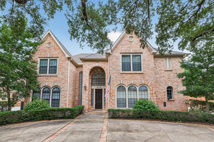 Photo of 919 Ivy Parkway Drive, Houston, TX