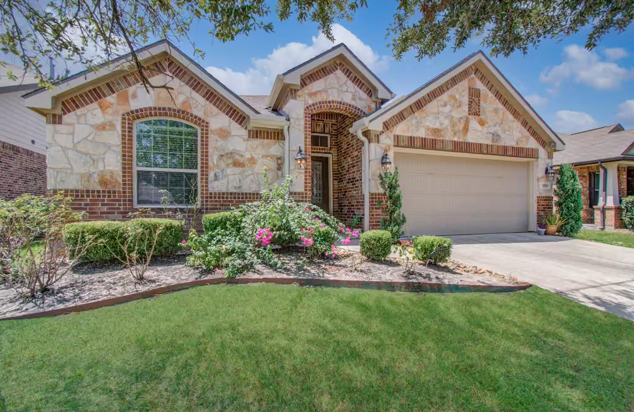 Photo 2 of 19519 Shelby Ridge Lane, Houston, TX