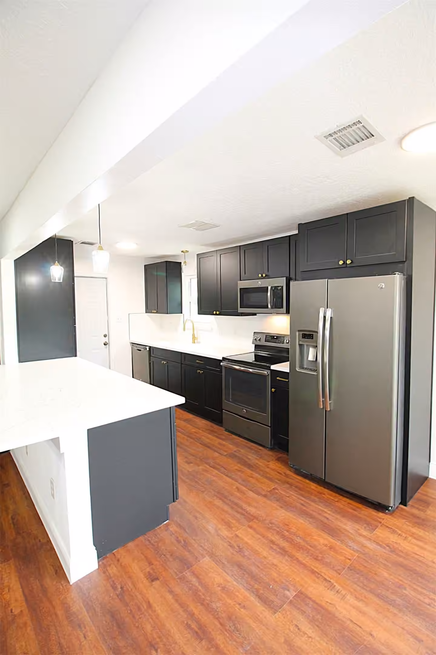 Photo 4 of 16907 David Glen Drive, Friendswood, TX