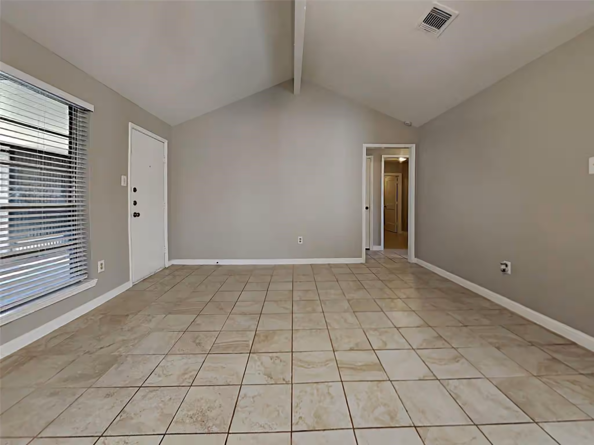 Photo 2 of 5307 Derbyshire Drive, Katy, TX