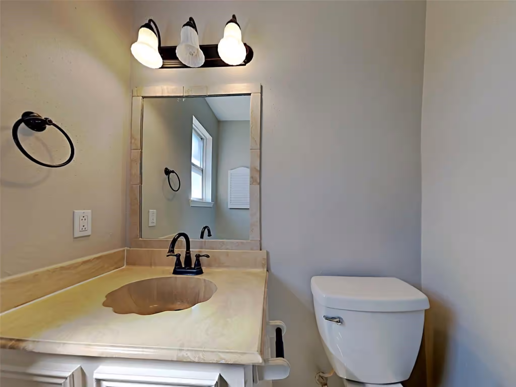 Photo 7 of 5307 Derbyshire Drive, Katy, TX