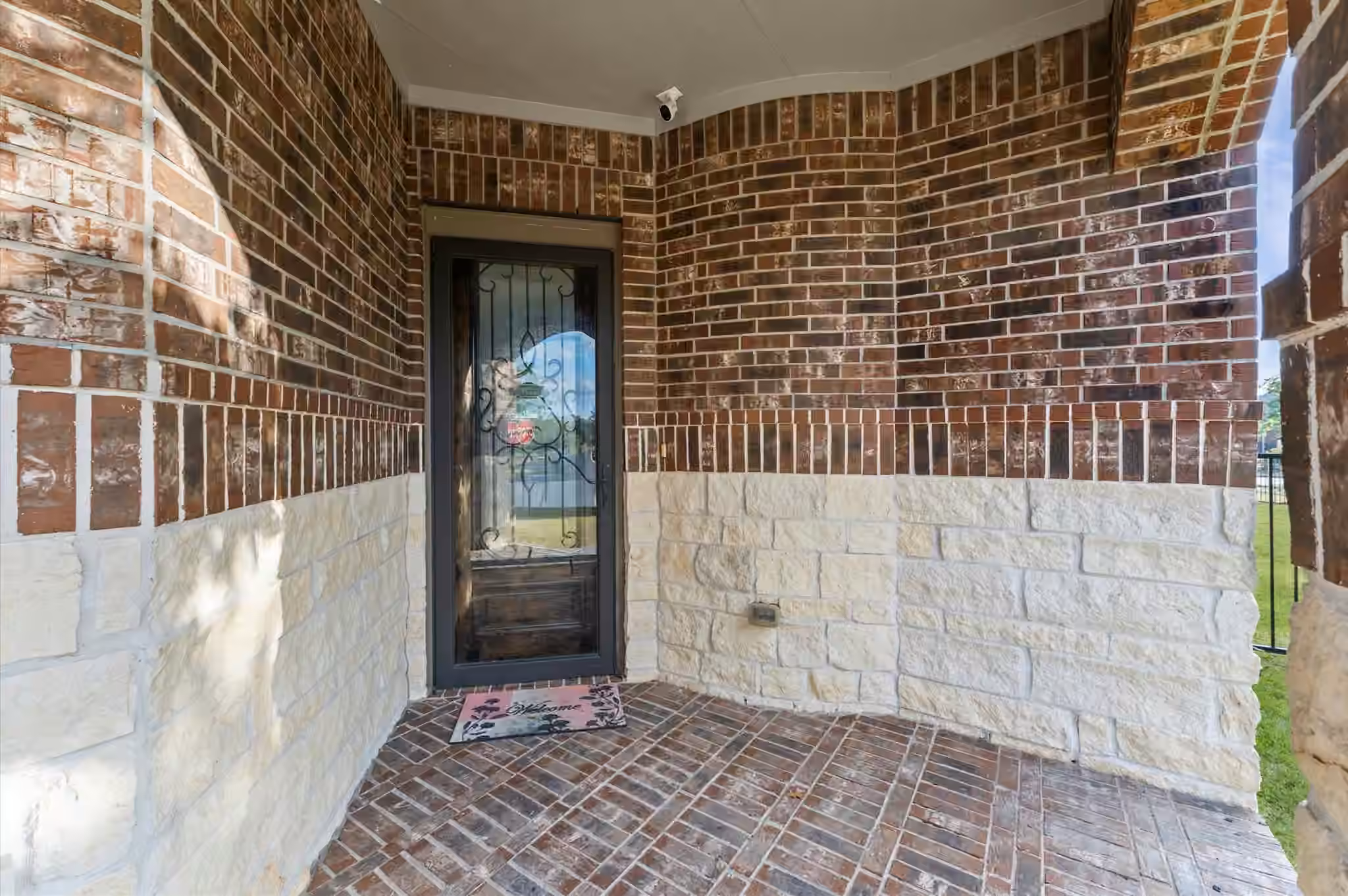 Photo 4 of 18611 Rankin Creek Drive, Cypress, TX