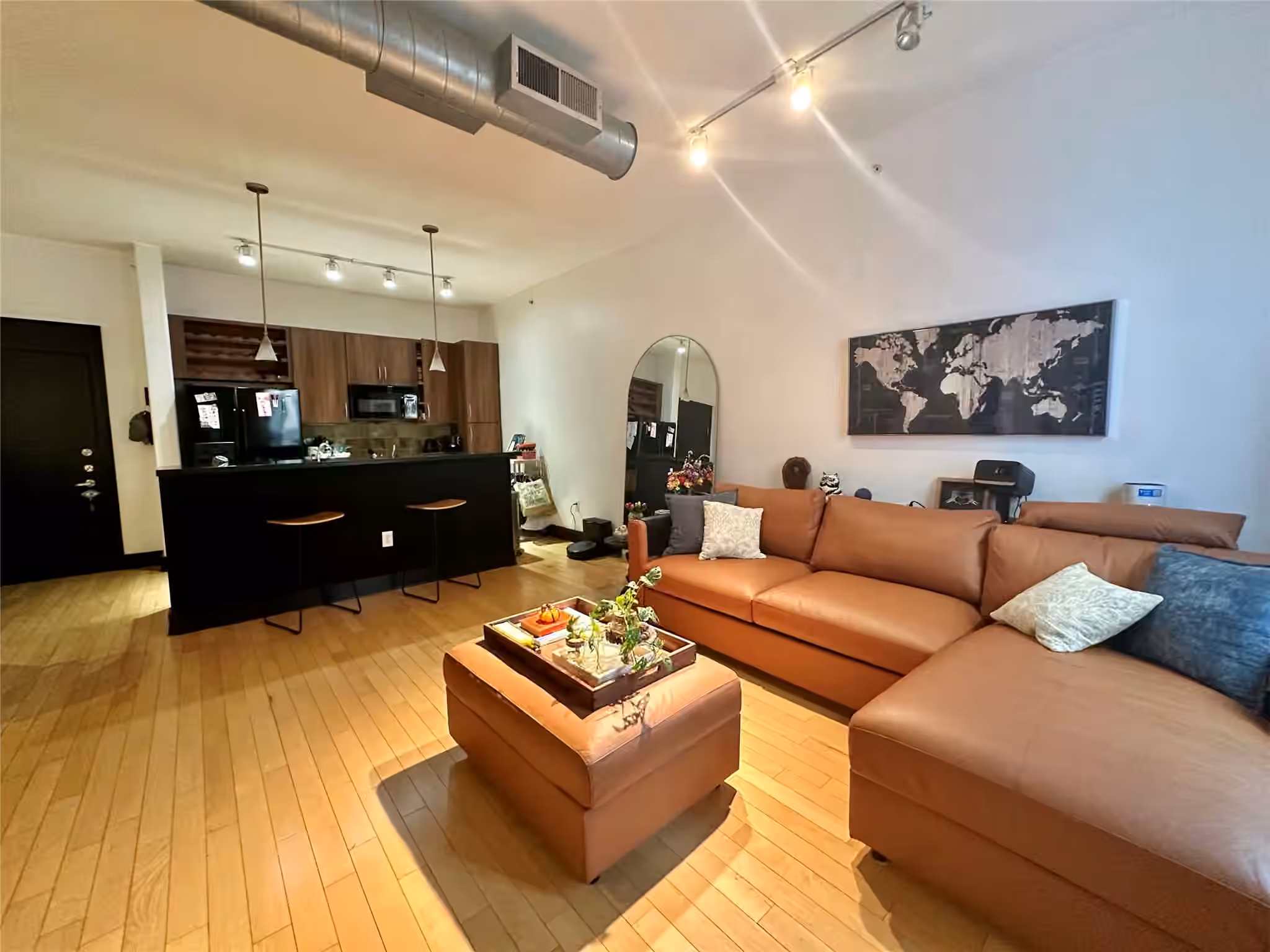 Photo 2 of 1901 Post Oak Boulevard 3606, Houston, TX
