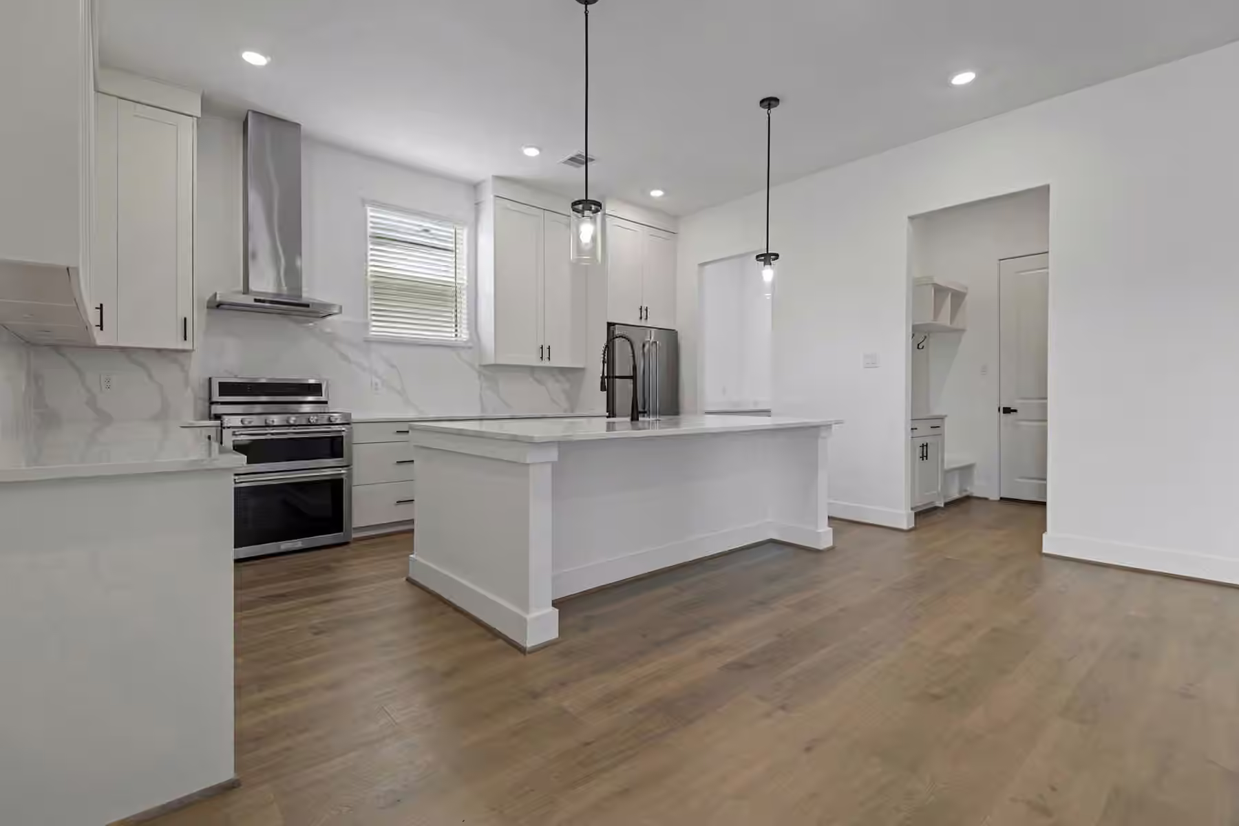 Photo 6 of 1911 Drover Lane, Rosenberg, TX