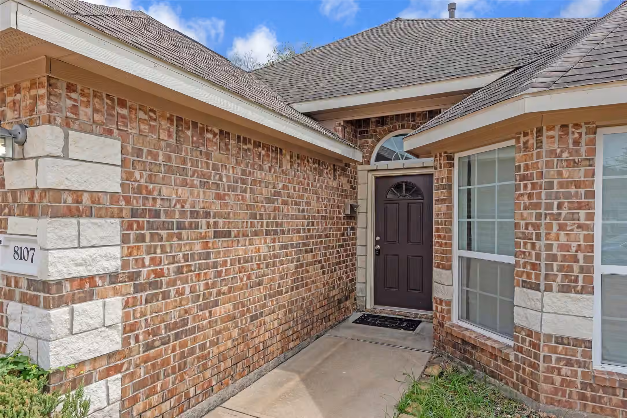 Photo 2 of 8107 Grandview Street, Houston, TX