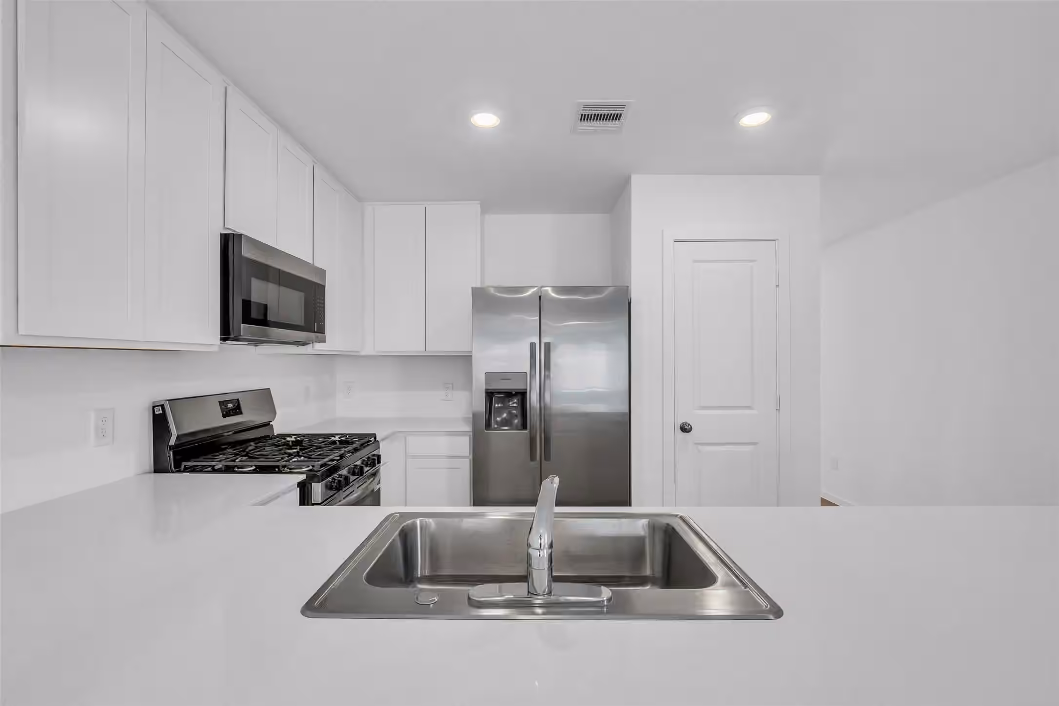 Photo 7 of 18072 Trepito Avenue, New Caney, TX