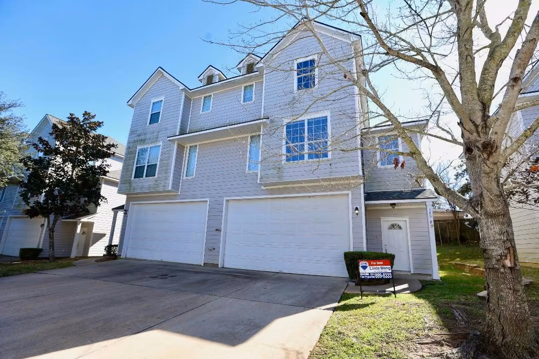 Photo of 175 Binnacle Court B, Willis, TX