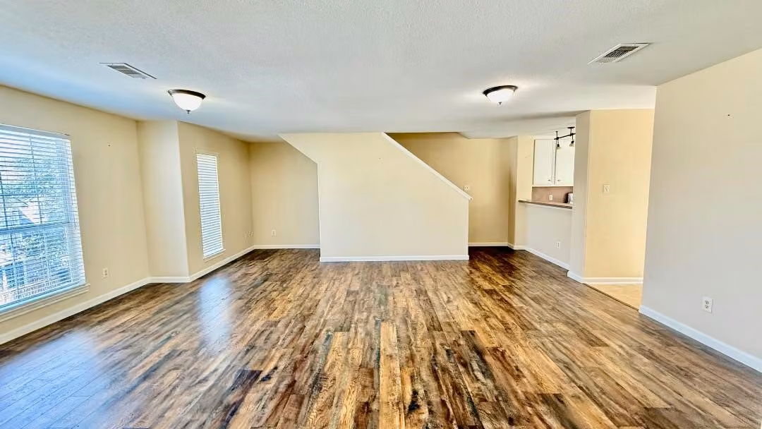 Photo 4 of 175 Binnacle Court B, Willis, TX