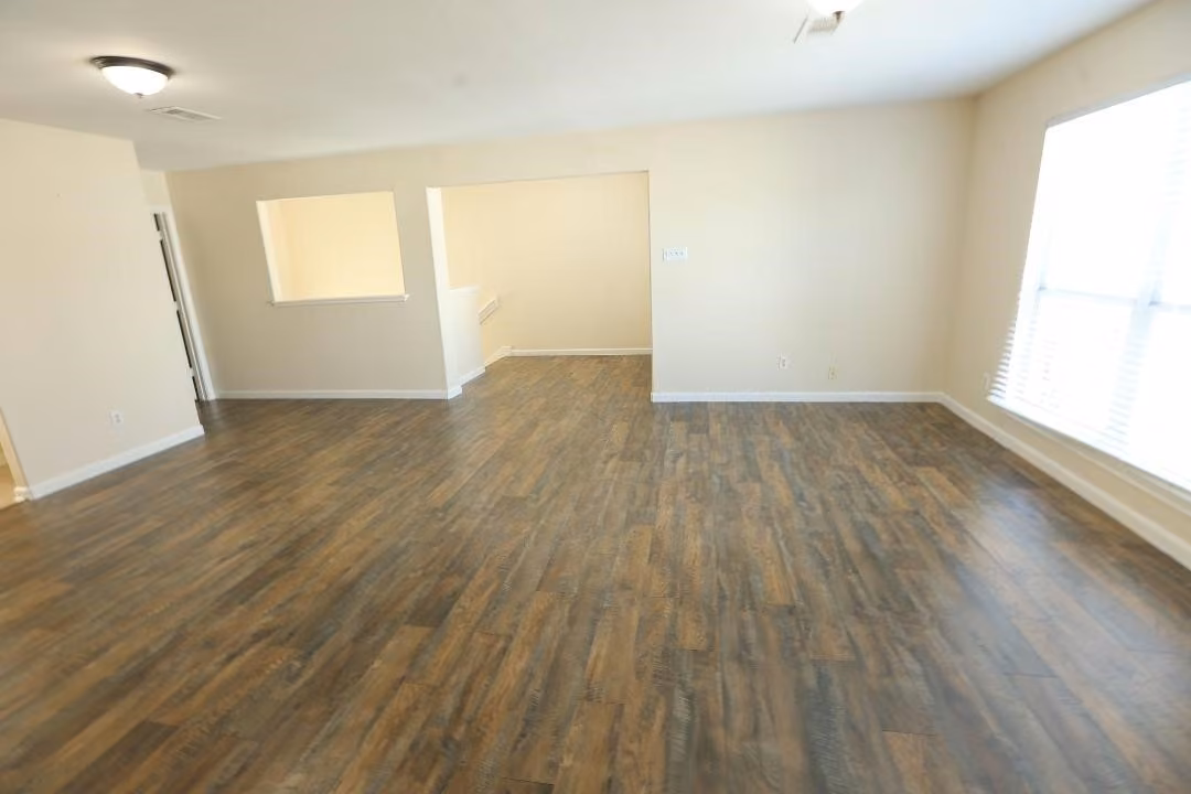 Photo 5 of 175 Binnacle Court B, Willis, TX