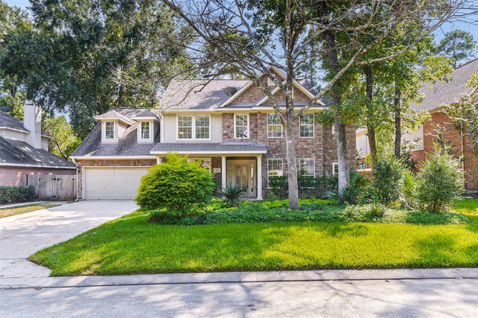 Photo of 15 Filigree Pines Place, The Woodlands, TX 77382