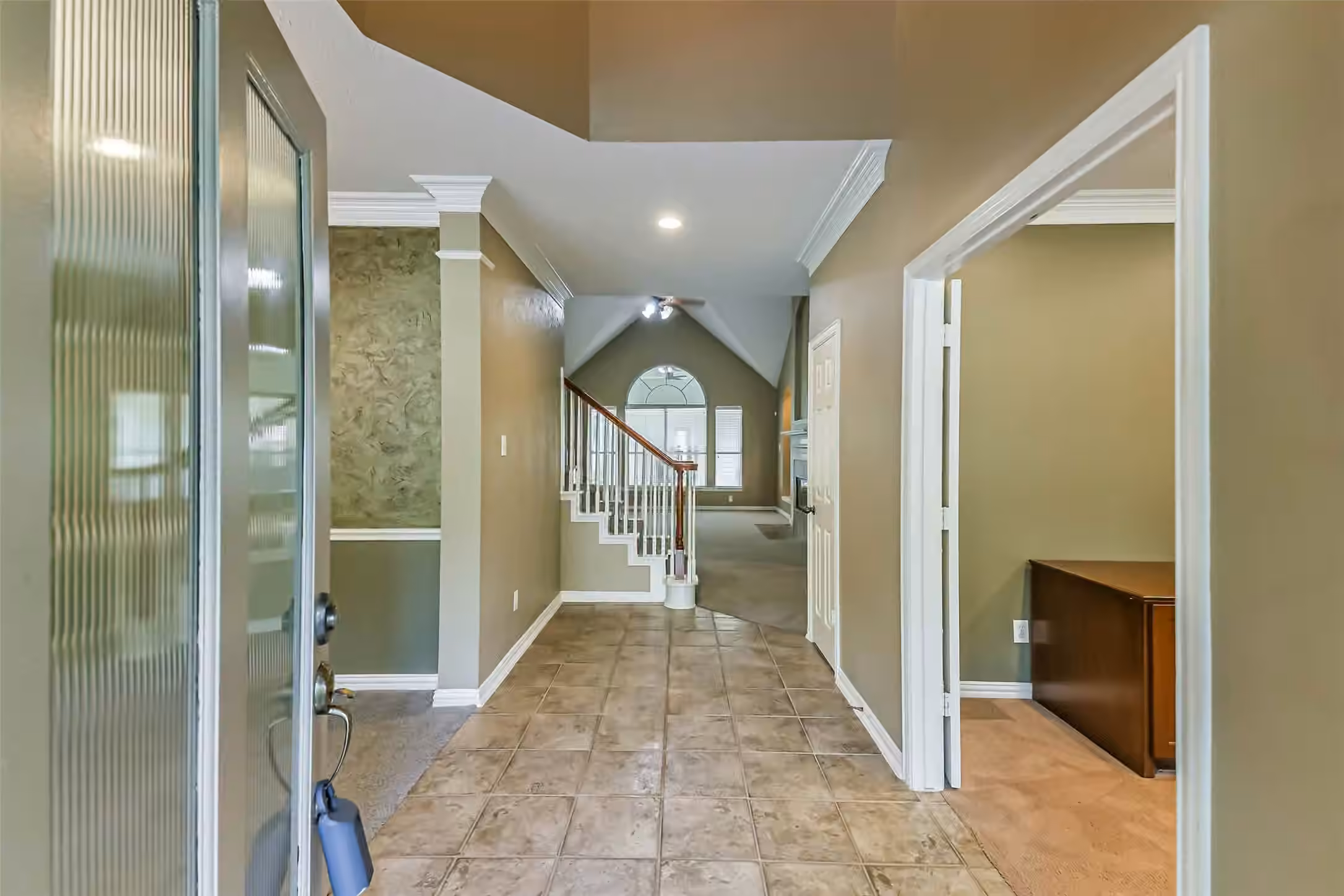 Photo 3 of 15 Filigree Pines Place, The Woodlands, TX