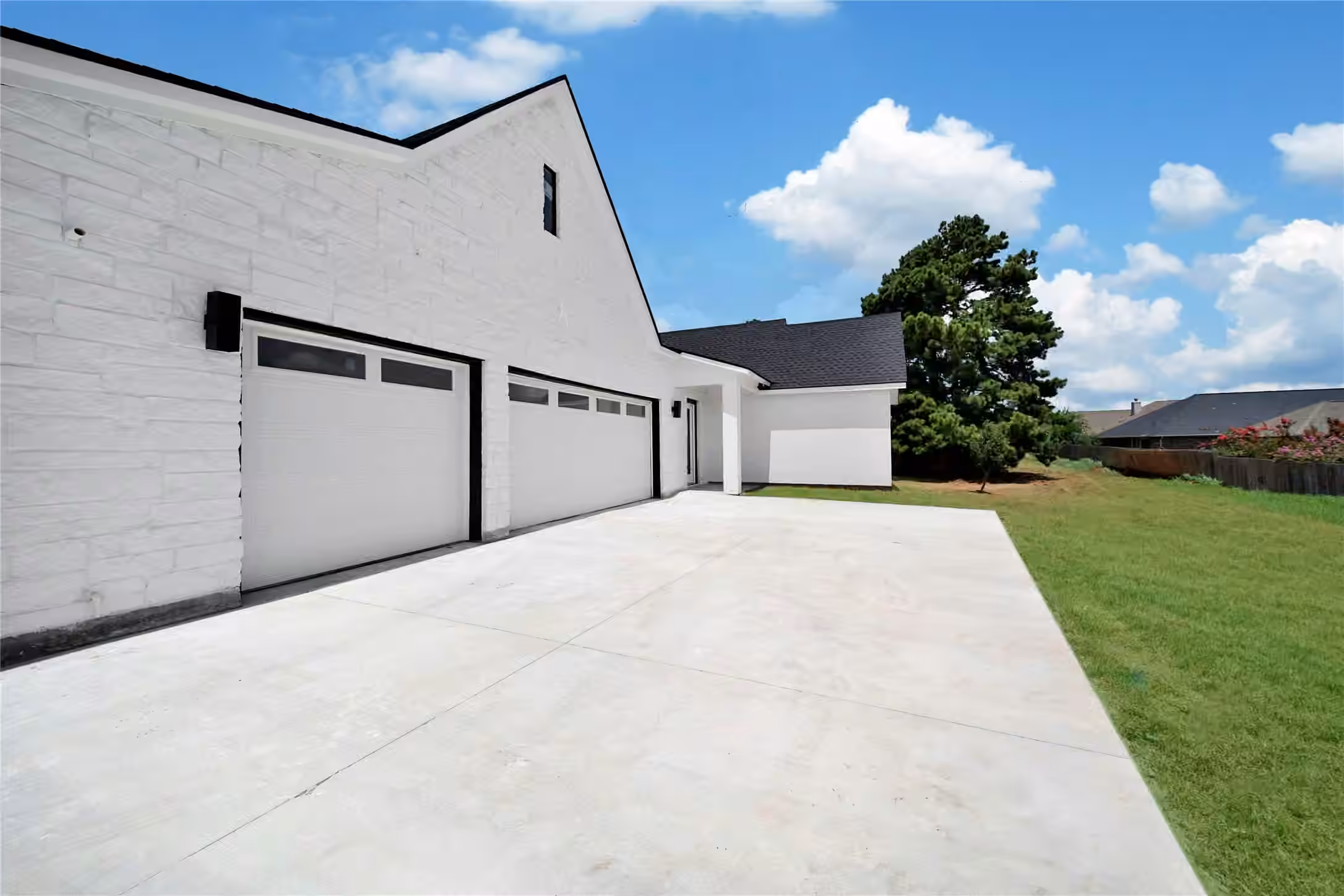 Photo 5 of 19006 Grandview Court, Montgomery, TX
