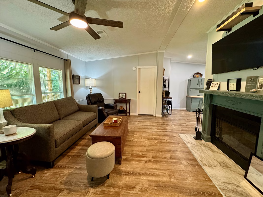 Photo 3 of 45 Arizona Lane, Huntsville, TX