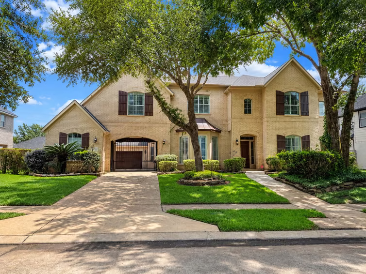 Photo of 9227 Hummingbird Lane, Missouri City, TX 77459