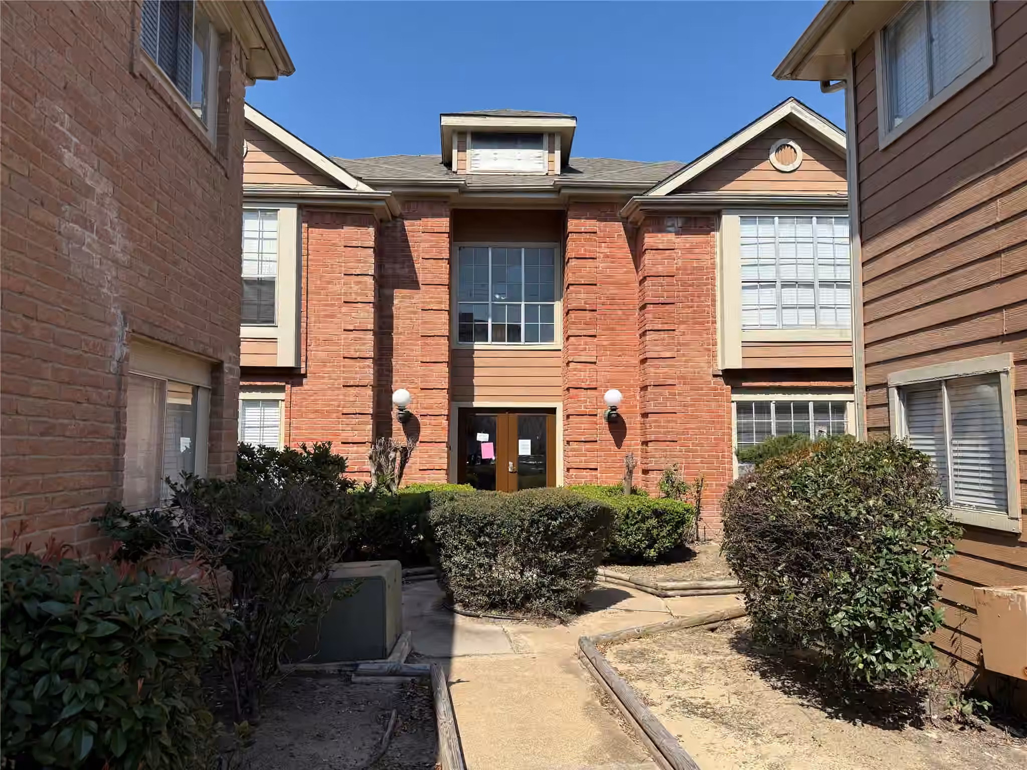 Photo of 12200 Overbrook Lane 34D, Houston, TX