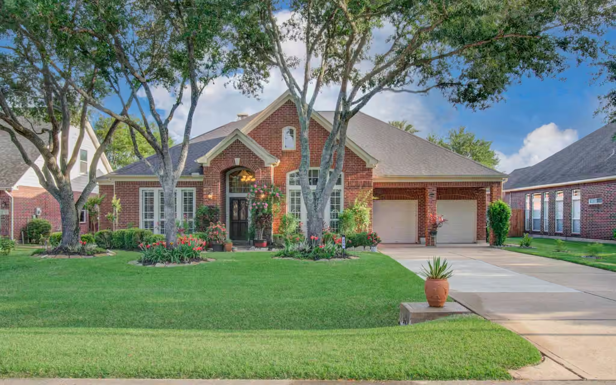 Photo of 314 Bridge Crest Boulevard, Houston, TX