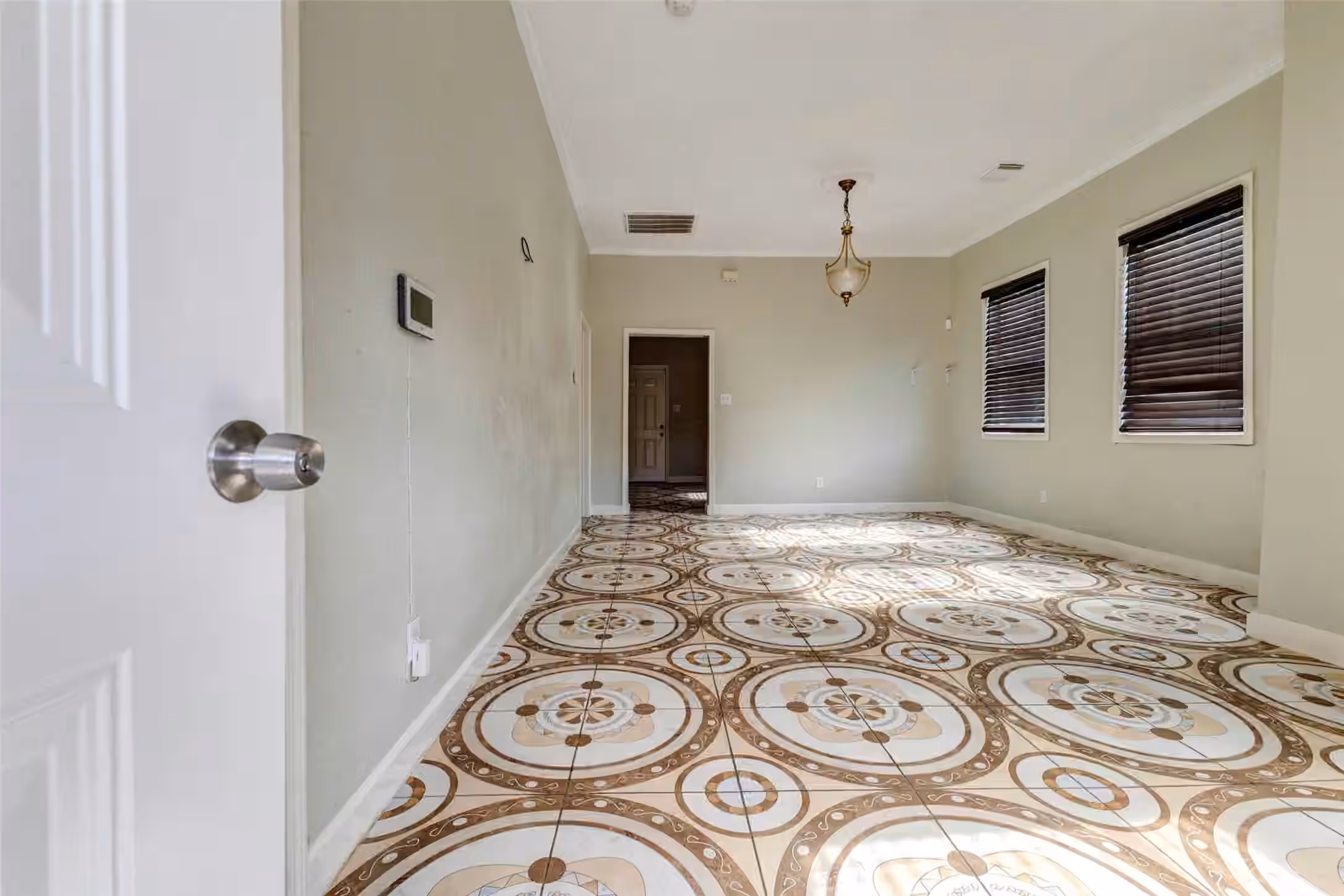 Photo 6 of 4003 New Orleans Street, Houston, TX