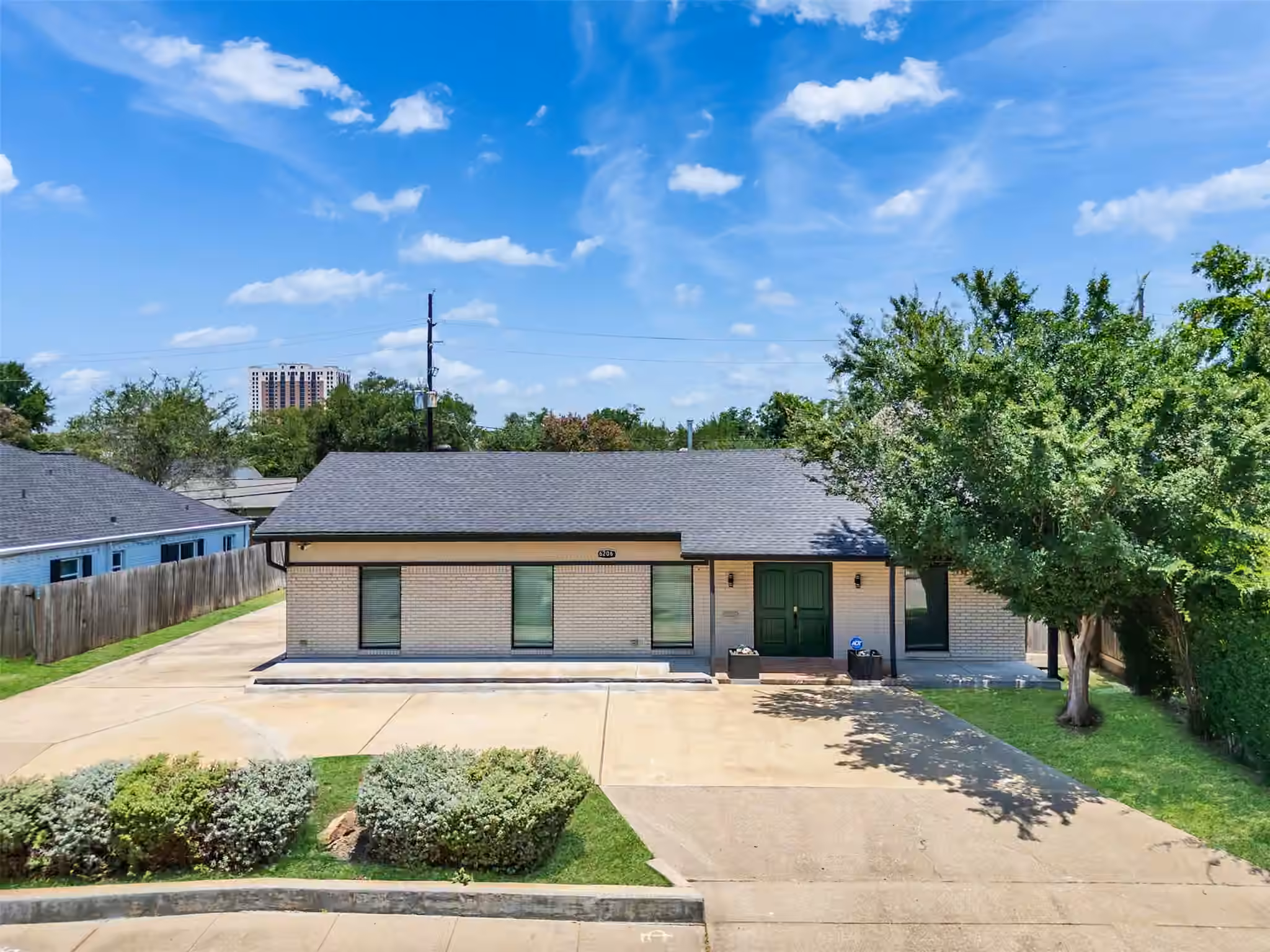 Photo of 6206 San Felipe Street, Houston, TX