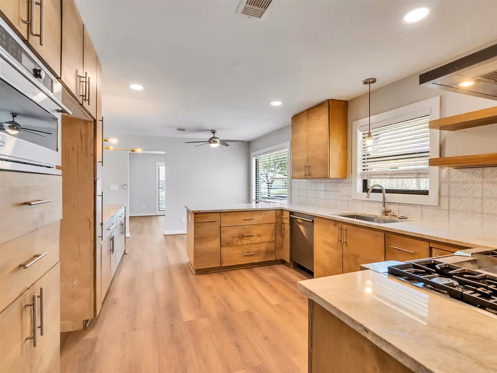 Photo 4 of 6206 San Felipe Street, Houston, TX