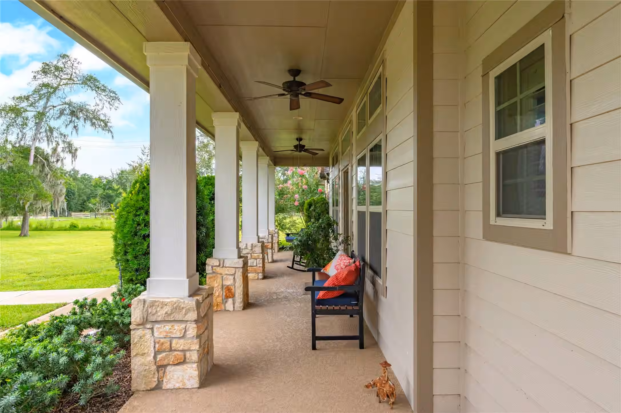 Photo 5 of 17126 Hamill Drive, Rosharon, TX