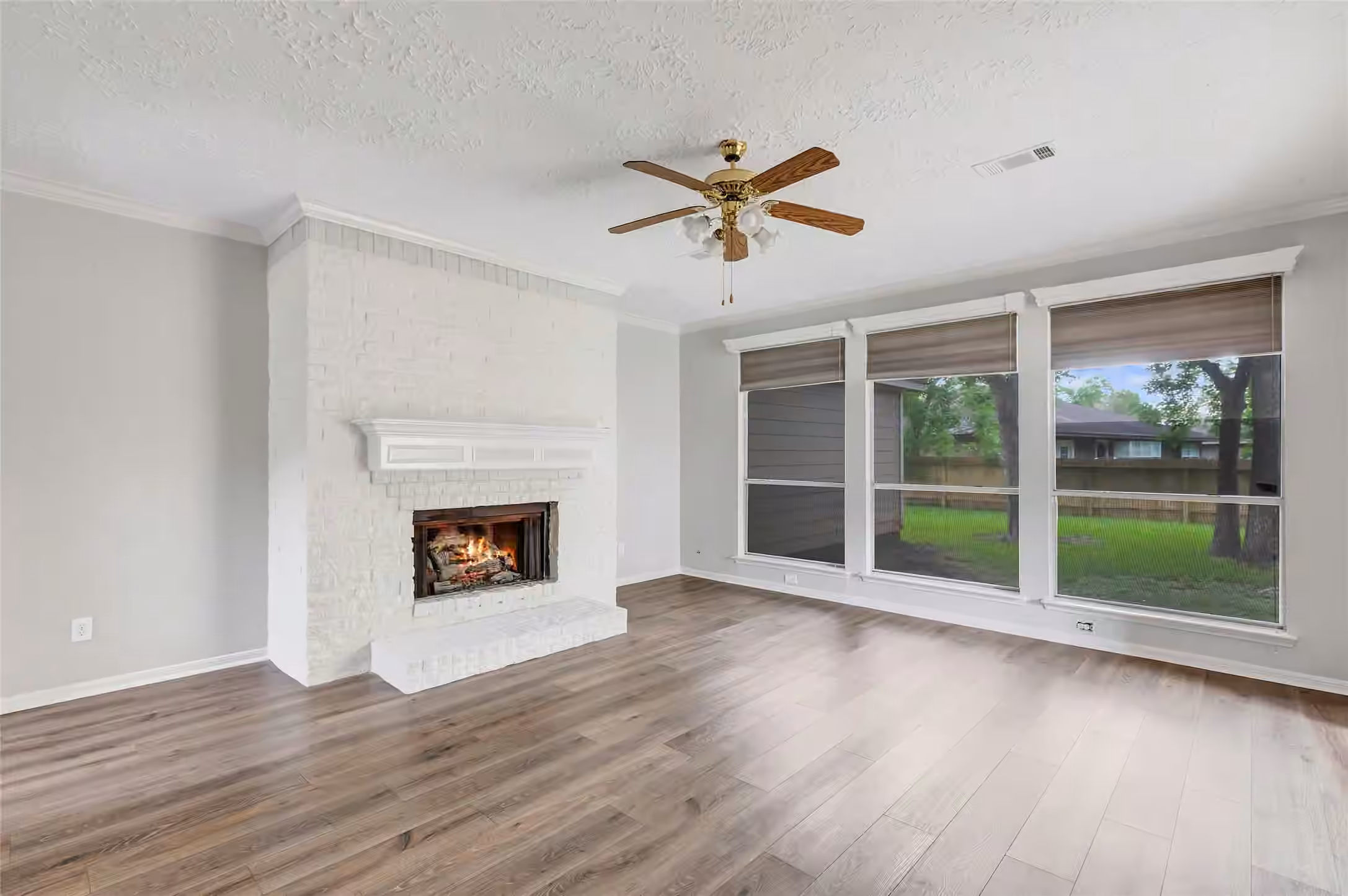 Photo 2 of 16707 Port O Call Street, Crosby, TX