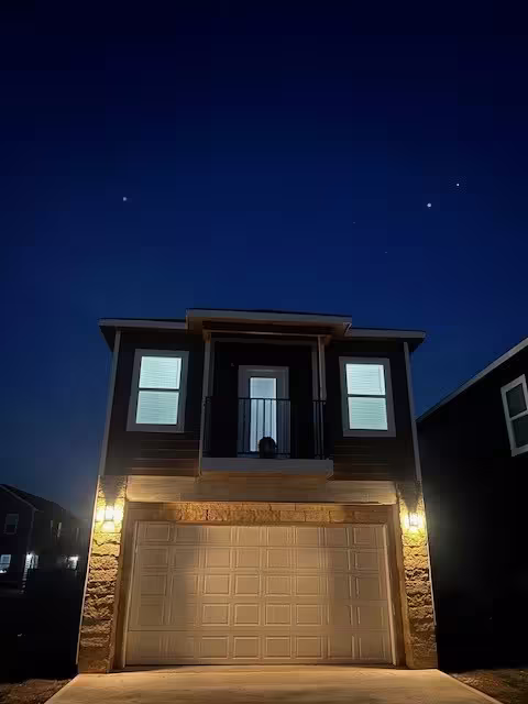 Photo 2 of 215 S 7 Th Street S, Beasley, TX