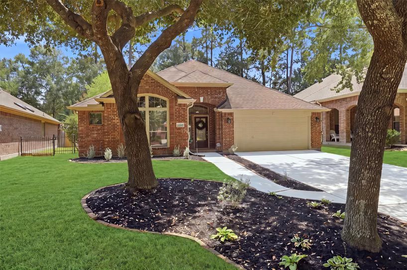 Photo 3 of 22117 Iron Knoll Drive, Kingwood, TX