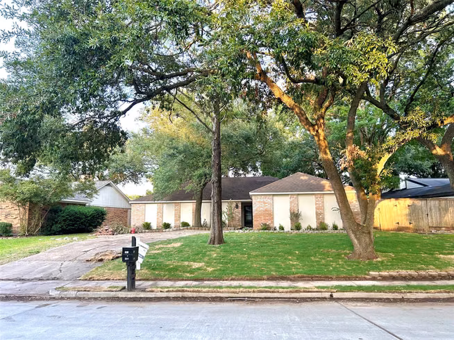 Photo of 963 Coachlight, Houston, TX 77077