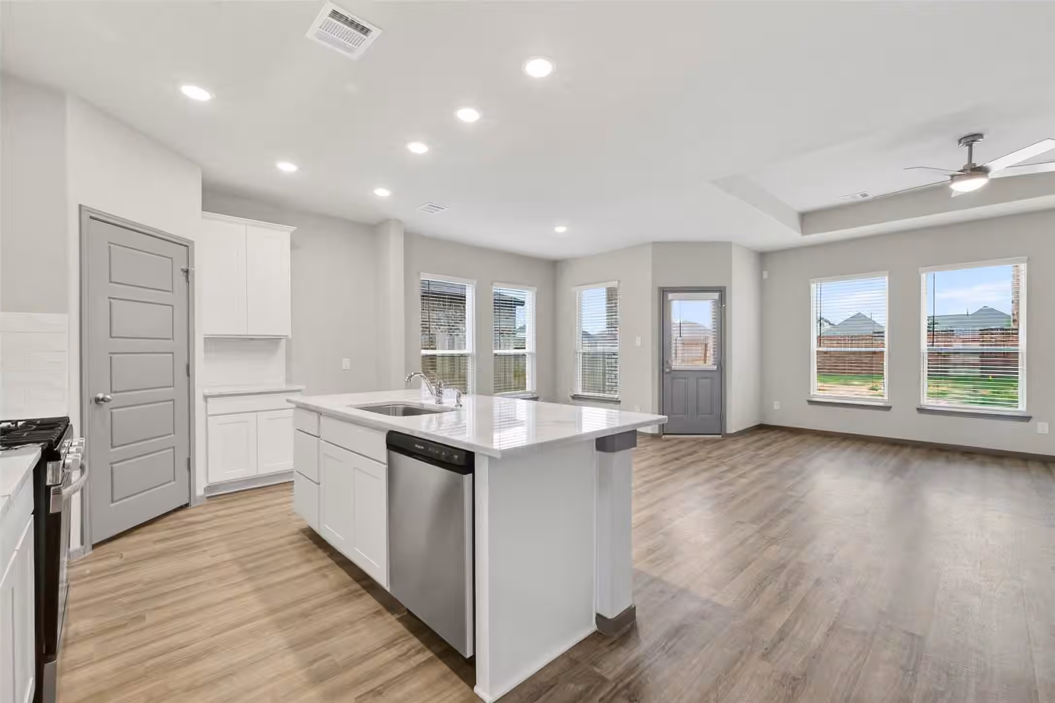 Photo 6 of 20911 Attalos Stoa Road, Crosby, TX