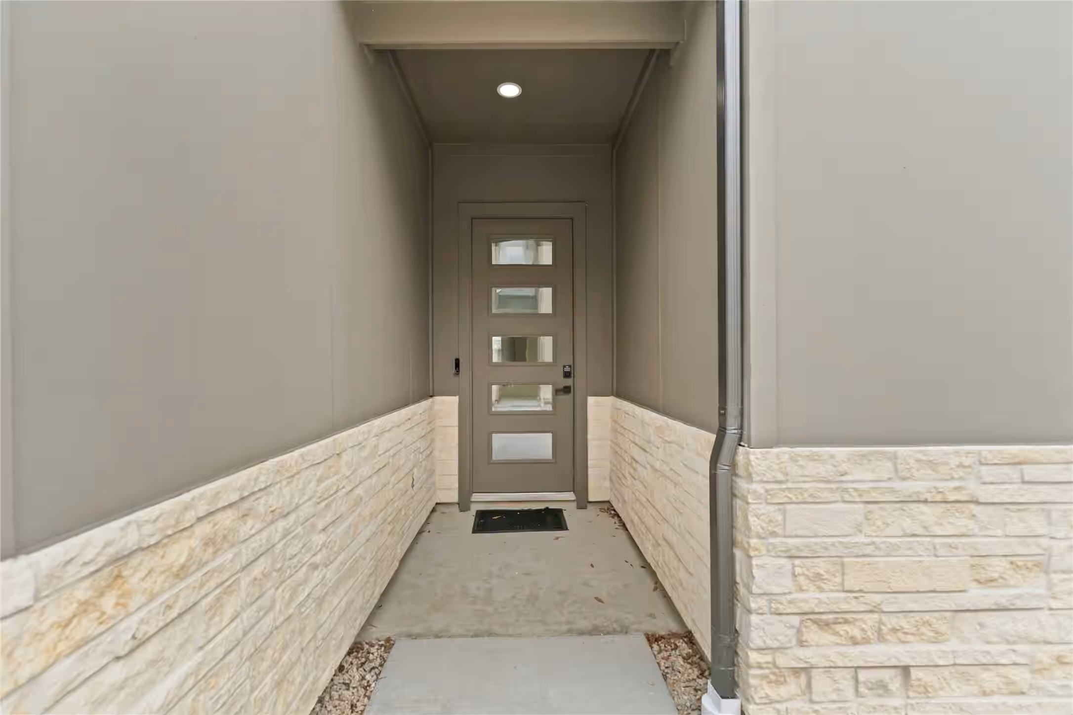 Photo 5 of 6539 Sealey Street, Houston, TX