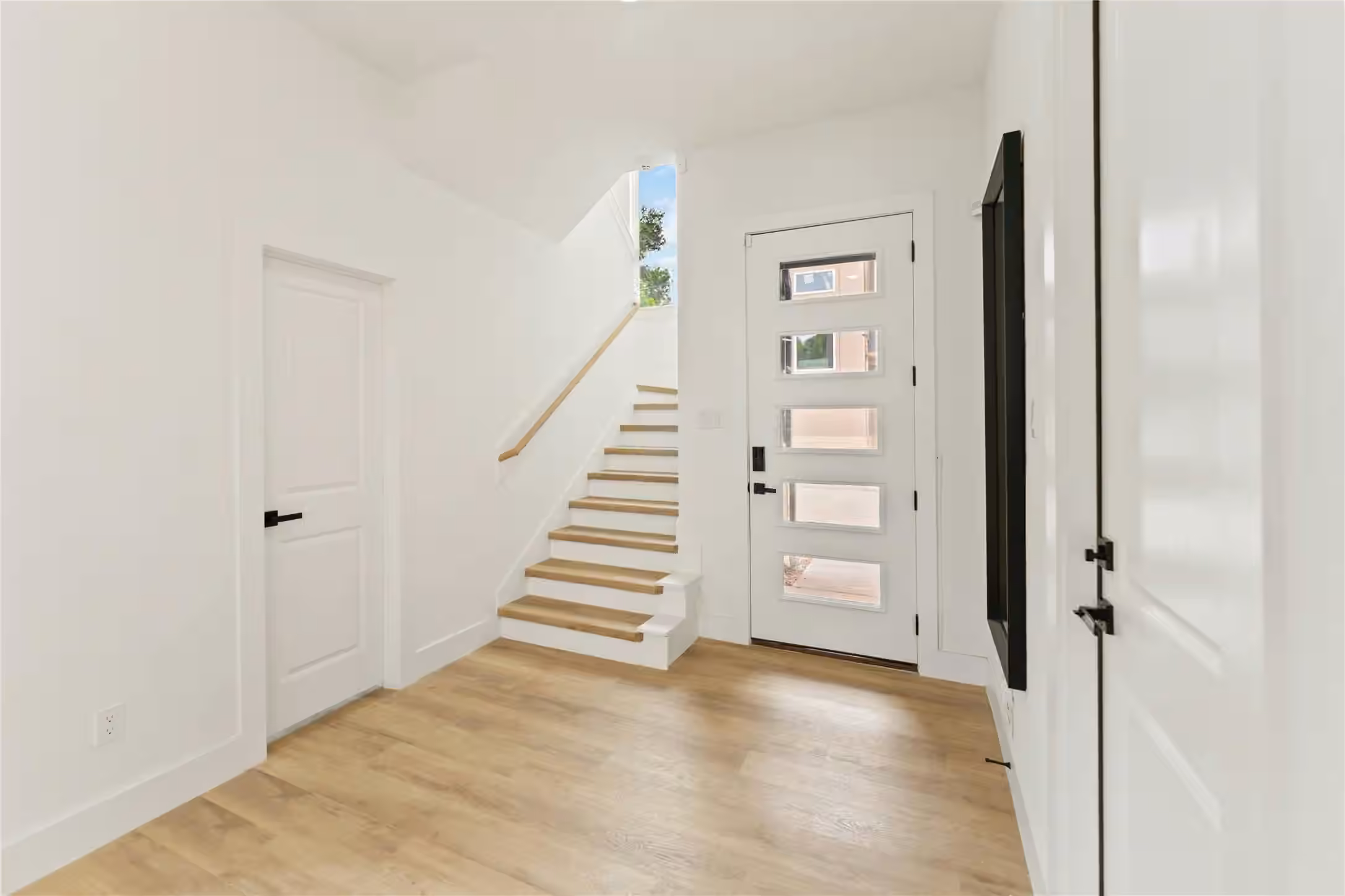 Photo 6 of 6539 Sealey Street, Houston, TX
