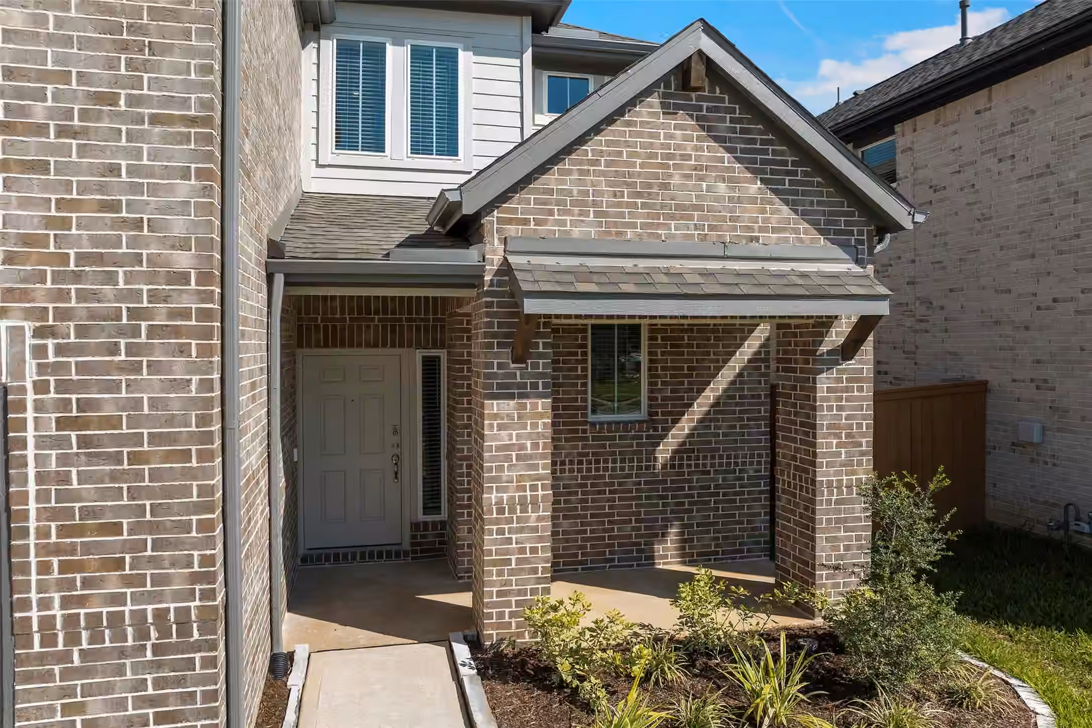 Photo 2 of 21027 Salt Rock Drive, Cypress, TX